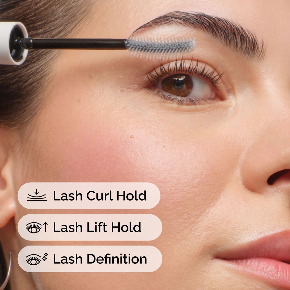lash-curl-finisher-e4 ord-lash-curl-finisher-model-application-with-benefits.jpg